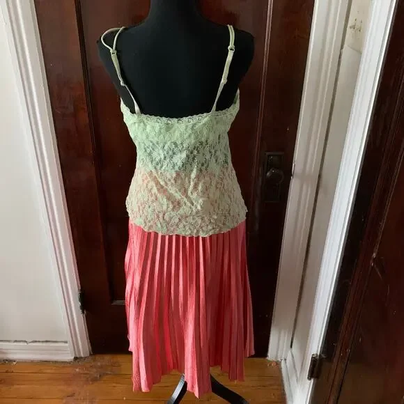 Y2K Vintage Light Green Lace Secret Treasures Camisole Sweetheart Flower MEDIUM - Picture 10 of 10